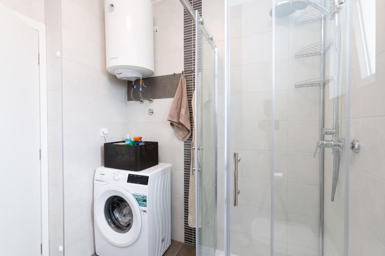 Brajdine - Ema Apartment Medulin Ngoại thất bức ảnh